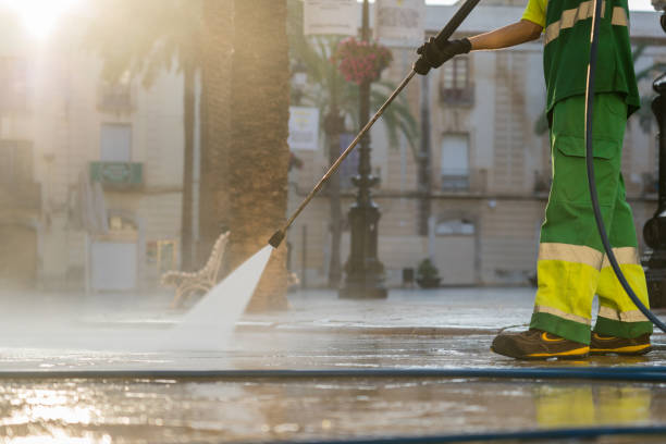 Best Parking Lot and Garage Cleaning  in St John, KS